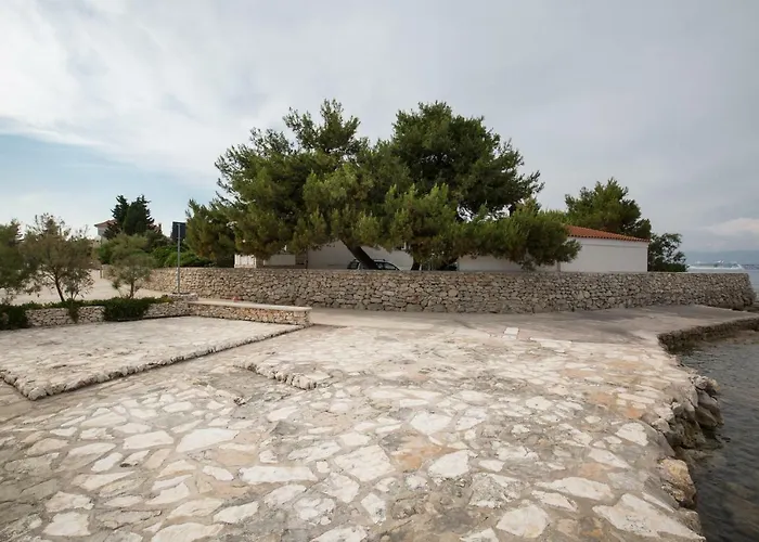 M & B Διαμέρισμα